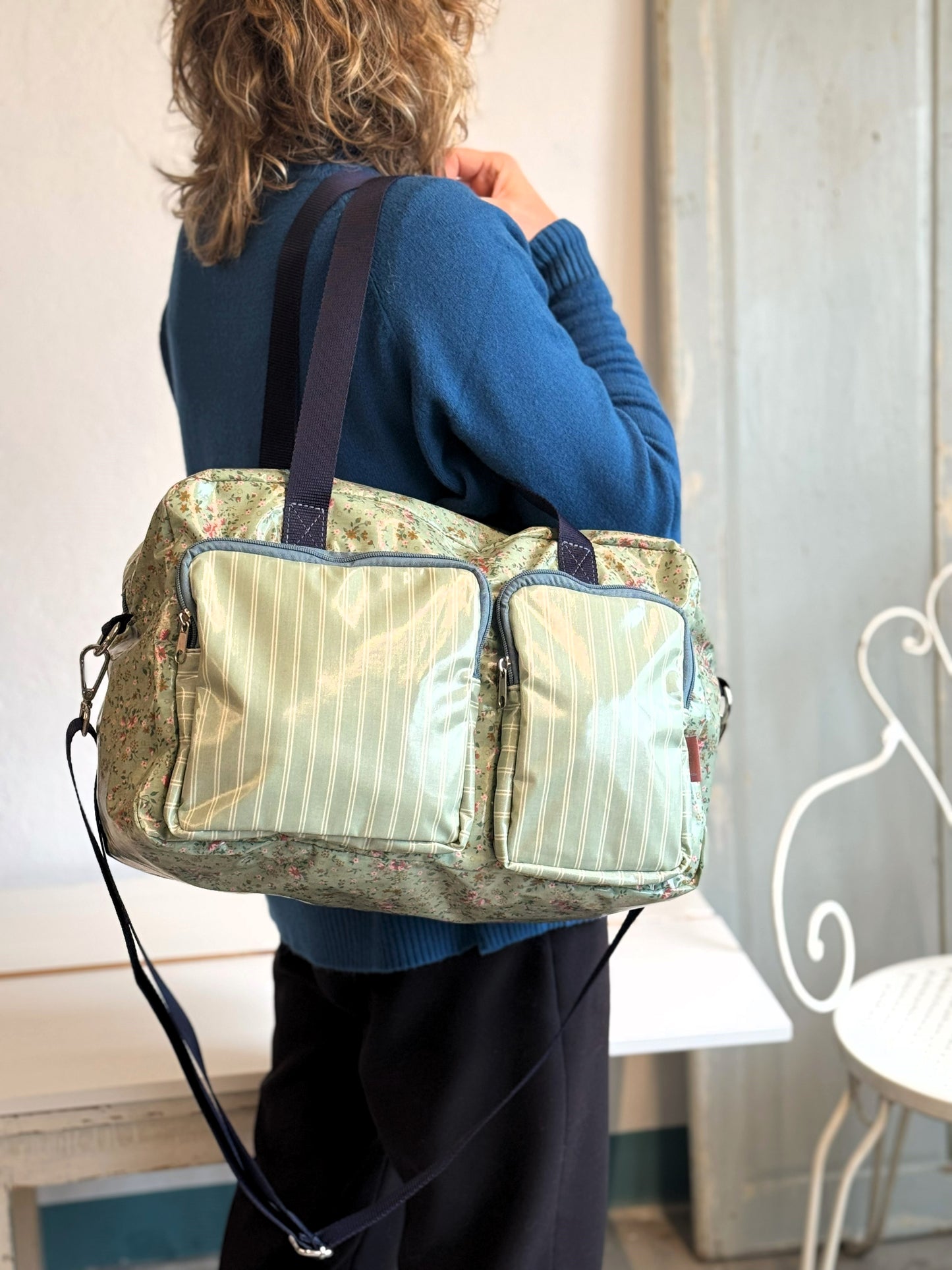 Borsa viaggio due tasche fantasia fiore liberty verde - Fairlù® by Francesca Salvi